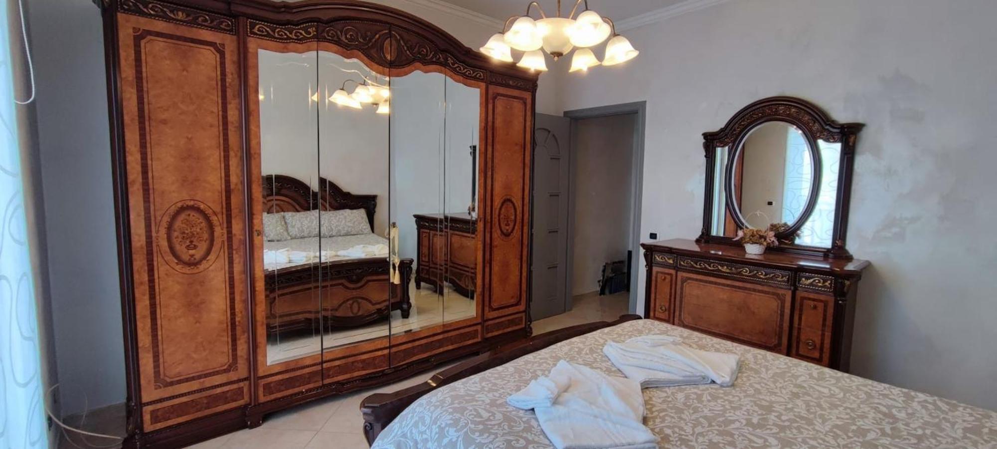 Sweet Apartment *